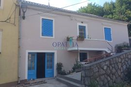 Bakar- tradicionalna primorska kuća 20m od mora, Bakar, House