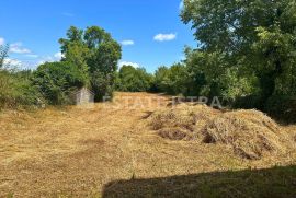 Prodaje se građevinsko zemljište u Kuftićima, Marčana, Land