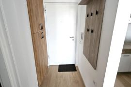 Vojvode Stepe, 40m2, 1.5, III, eg, lift, garaža ID#1752, Voždovac, Apartamento