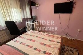 U mirnom delu grada ID#128562, Zemun, Apartamento