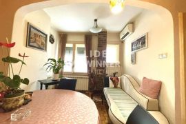 Na dobroj lokaciji ID#126821, Zemun, Appartement