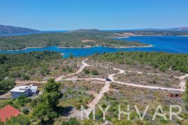 Veliko građevinsko zemljište u Rudinama, Stari Grad, Arazi