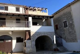 Kuća s bazenom na prodaju, Sveti Lovreč,okolica, Istra, Sveti Lovreč, House