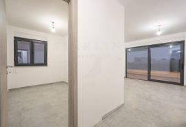 STAN, NOVOGRADNJA, PRODAJA, ROGOZNICA, 73 m2, 3-soban, Rogoznica, Wohnung