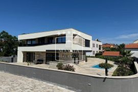 Privlaka - Moderna villa 250m2 privatni pristup na more! 1.690.000€, Privlaka, بيت