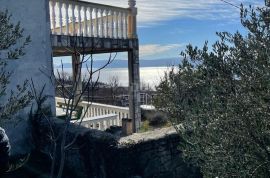 CRIKVENICA - samostojeća kuća s pogledom na more, Crikvenica, Kuća