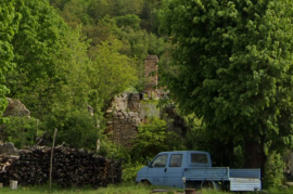 ISTRA,LANIŠĆE - Samostojeća ruševina za adaptaciju, Lanišće, Дом