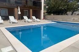 CRIKVENICA - predivna kuća 270 m2 s bazenom na odličnoj lokaciji, Crikvenica, Σπίτι