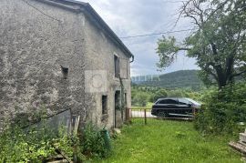 Istra Čičarija  2 samostojeće kamene starine!, Lanišće, House