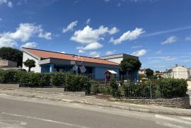 Centar Marčane, kuća / stambeno-poslovni prostor, Marčana, Propriedade comercial