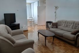 Idealno za stanovanje i kancelarije, Zemun, Apartamento