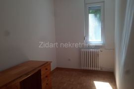 Idealno za stanovanje i kancelarije, Zemun, Apartamento