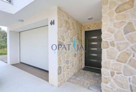 Sukošan, moderan luksuzan stan 140m od plaže, Sukošan, Appartment