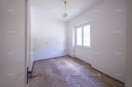 Stan Prodaje se 2-soban stan na prvom katu u Raši, Raša, Apartamento