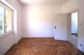 Stan Prodaje se 2-soban stan na prvom katu u Raši, Raša, Wohnung