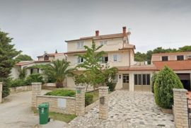 Apartmanska kuća u blizini mora, Štinjan, Istra, Pula, Casa