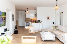 Opremljen novi stan uz more, Šibenik - Okolica, Apartamento