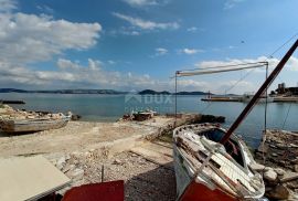 OTOK VRGADA - Kuća s impresivnim pogledom na more, Pakoštane, بيت