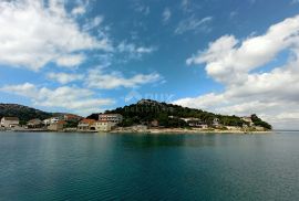 OTOK VRGADA - Kuća s impresivnim pogledom na more, Pakoštane, Famiglia