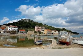 OTOK VRGADA - Kuća s impresivnim pogledom na more, Pakoštane, Haus