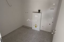 ŠIBENIK, ROGOZNICA - Stan u novogradnji 100 m od mora, Rogoznica, Flat