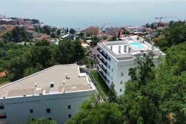 OPATIJA, stan 2S+DB s pogledom na more u novogradnji s bazenom (P1), Opatija, Apartamento