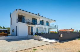 Moderna kuća sa pogledom na more okolica Fažane !, Vodnjan, Kuća