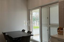 Izvrsna prilika, dvosobni stan u Trogiru!!, Trogir - Okolica, Appartement