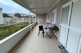 Izvrsna prilika, dvosobni stan u Trogiru!!, Trogir - Okolica, Appartement