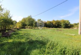 Labin, okolica, teren sa projektom i građevinskom dozvolom, Labin, Land