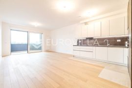 Zagreb, Heinzelova, VMD novogradnja, četverosoban penthouse + 2 GPM, Zagreb, Daire