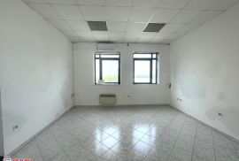 ISTRA, LABIN, CENTAR, POSLOVNI PROSTOR ZA NAJAM, Labin, Propiedad comercial