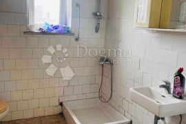 STAN SA DVA ULAZA KOD TVORNICE KULTURE, Donji Grad, Apartamento