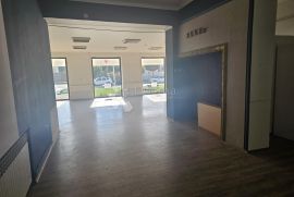 POSLOVNI PROSTOR U CENTRU GRADA, Križevci, Commercial property