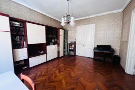 STAN 116 m2 U CENTRU ZAGREBA, Donji Grad, Apartamento