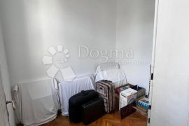 GRAĐANSKI STAN U CENTRU ZAGREBA, Donji Grad, Flat