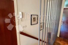 KOMFORNI TROSOBNI STAN DUGAVE, Novi Zagreb - Istok, Appartment