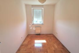 Stan 83m2 s terasom,lođom i parkirnim mjestom!!!, Trešnjevka - Sjever, Appartment