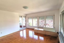 Stan 83m2 s terasom i lođom!!, Trešnjevka - Sjever, Appartement