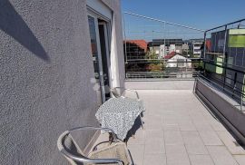 Stan 83m2 s terasom i lođom!!, Trešnjevka - Sjever, Appartement