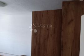 VODICE – KUĆA 100 M2, Vodice, Σπίτι