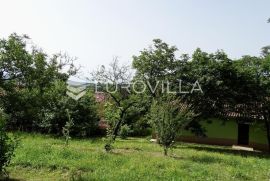 Cernik, Čavle - adaptirana kuća NKP 288m2 s 3.448m2 okućnice, Čavle, Maison