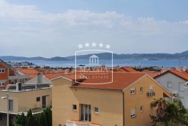 Diklo - idealna investicija za najam 8 stambenih jedinica! 849000€, Zadar, Σπίτι