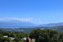 Bribir – prekrasan stan s panoramskim pogledom na more, terasom i parkingom, Vinodolska Općina, Apartamento