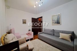 Novi Beograd, Fontana, Pariske komune, 3.0, 68m2, Novi Beograd, Stan