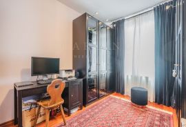 STAN, PENTHOUSE, PRODAJA, ZAGREB, VRHOVEC 130 m2, 4-soban, Črnomerec, Appartement