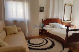 Opatija centar - Prekrasan stan s velikom terasom za najam..., Opatija, Apartamento