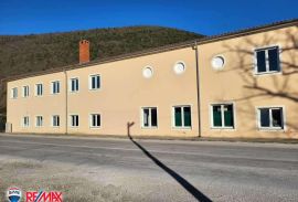 ISTRA, LABIN, OKOLICA, POSLOVNI PROSTOR 3700 m2, Labin, Коммерческая недвижимость