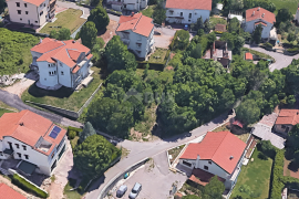 DRENOVA, SARŠONI- građevinsko zemljište 845m2 za obiteljsku kuću /stambenu zgradu-stanove, Viškovo, Γη