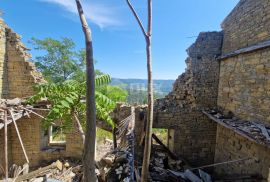 ISTRA, OPRTALJ - Kamena starina s panoramskim pogledom na zelenilo, Oprtalj, Famiglia